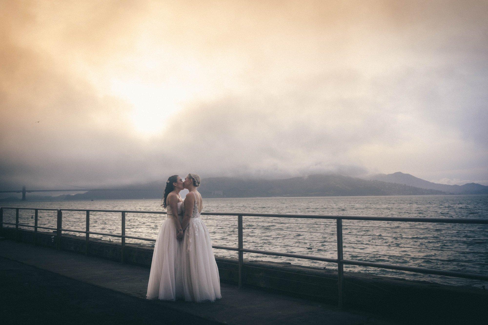 carousel-hero-element image-13